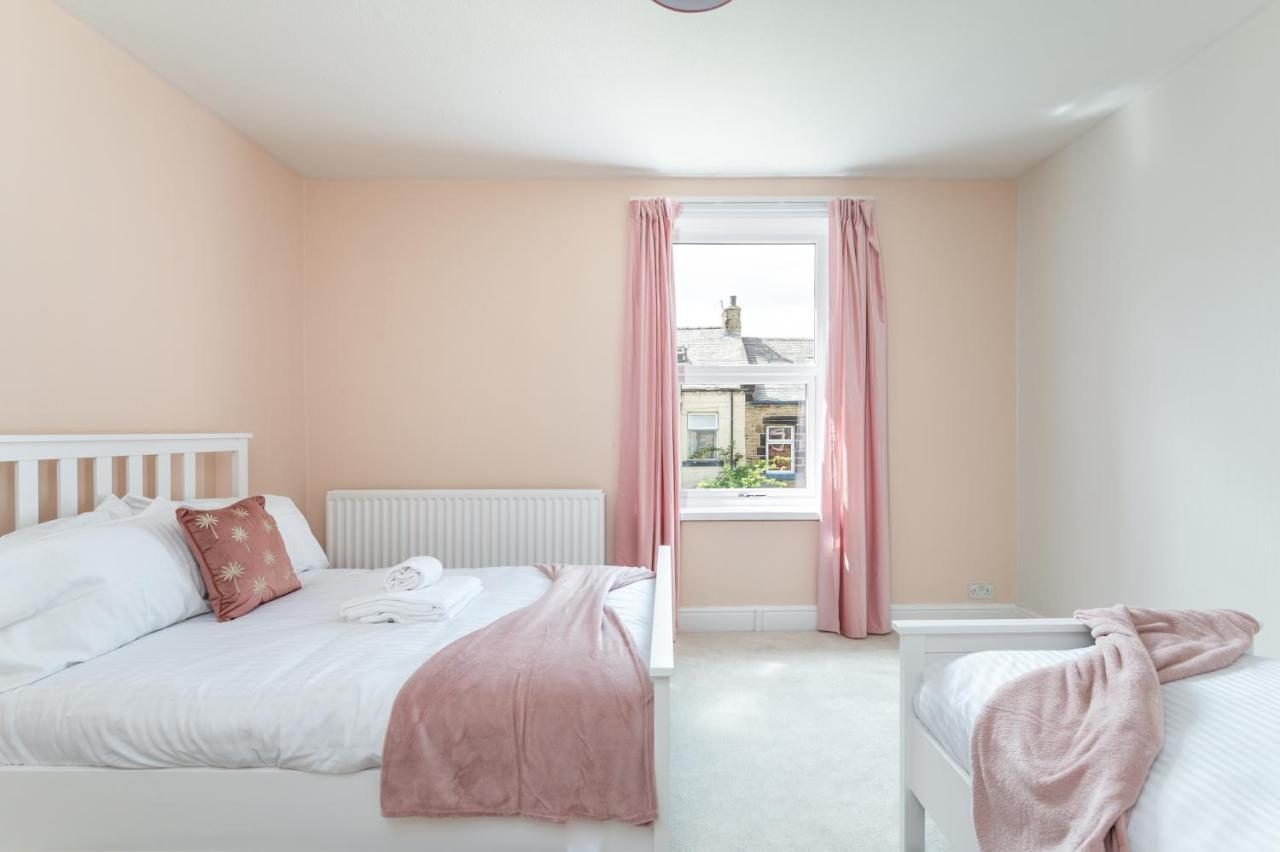 Stunning Skipton House By Yorksha Property ภายนอก รูปภาพ