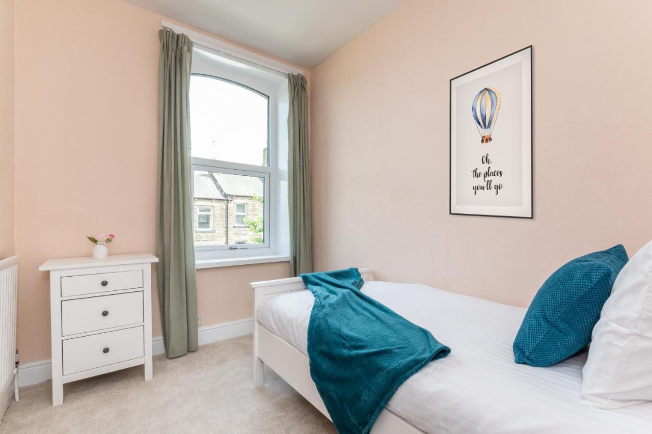 Stunning Skipton House By Yorksha Property ภายนอก รูปภาพ